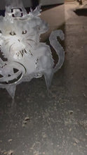 Load and play video in Gallery viewer, Halloween Cat and Pumpkin Lawn Decor
